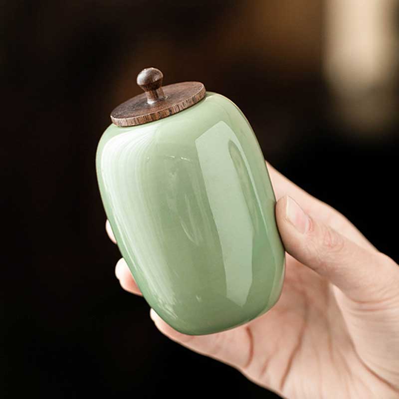 Chinese-Porcelain-Airtight-Tea-Caddy-5