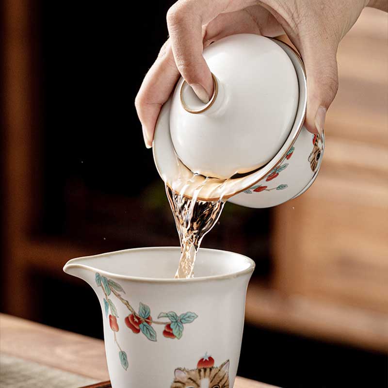 Ru Kiln Cute Cat Ceramic Gaiwan-3